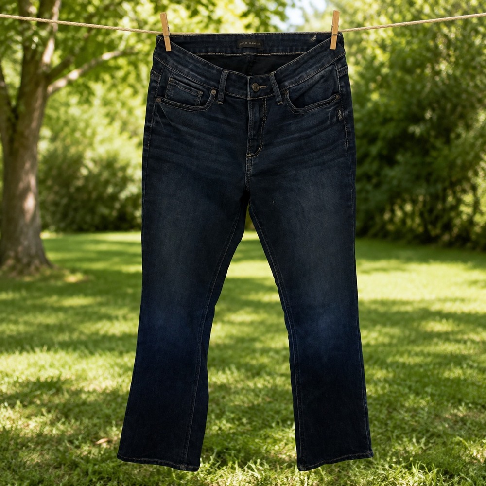 Silver Jeans Co Elyse Women's 28x31 Slim Bootcut Dark Wash Stretch Jeans